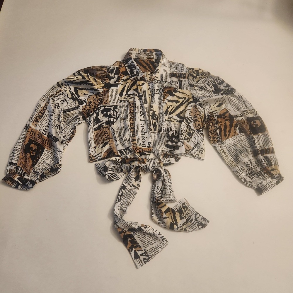 Live 4 Truth Newspaper Animal Print Tie Front Crop Top Blouse XL Tan Black White